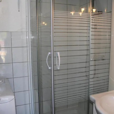 Famille 6 Pers Avec Terrasse, Parking Et Lave-linge A - Fr-1-229-630 *